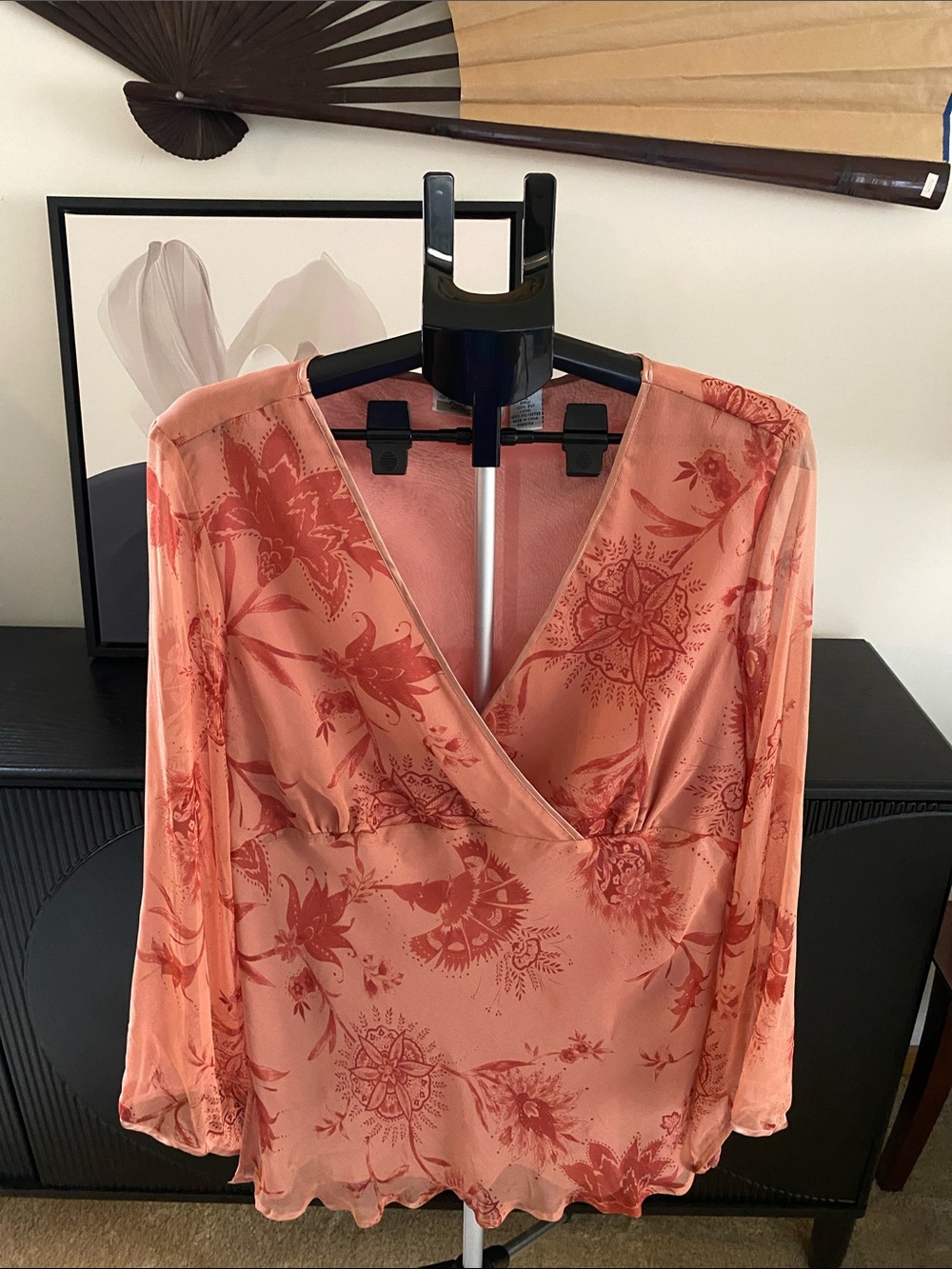 Gorgeous New York City Design Co. 100% Silk V-Neck Blouse